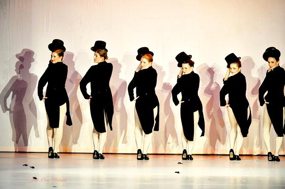 Die Ballettschule Ottobrunn zeigt am 14. Dezember eine mitreißende Musicalshow. 	Foto:  VA