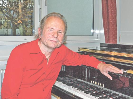 Claus Blank leitet ab sofort die Taufkirchner Musikschule. 	Foto: Kohnke