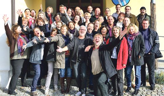 Jedes Jahr zieht sich der Baldhamer Chor Rondo Vocale für ein Wochenende zur intensiven Probe von Liedsammlungen in ein Hotel im Chiemgau zurück. Heuer wurde das Adventskonzert vorbereitet. 	Foto: jwg
