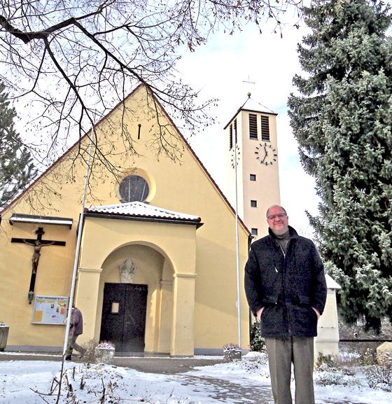 Pfarrer Kilian Semel ist nun Dienstherr über drei Pfarrkirchen: St Alto, St.  Korbinian und St. Birgitta. 	Fotos: Kohnke/hw
