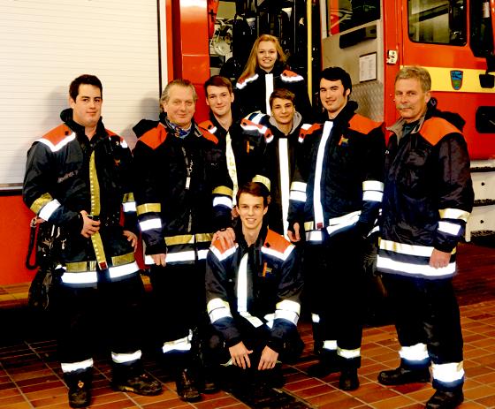 Die Ausbilder der Freiwilligen Feuerwehr sind stolz auf den  Einsatz, den die Mitglieder der Jugendfeuwehr bringen.