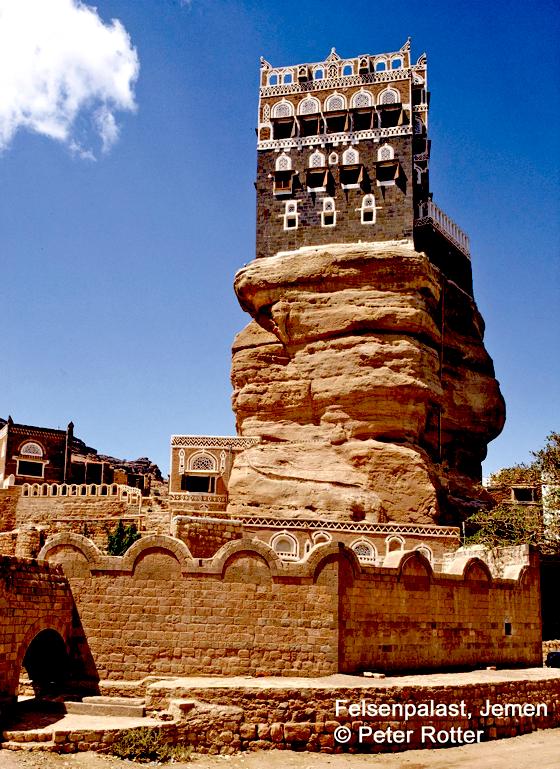 Der Felsenpalast aus den Highlights des Jemen. Foto: Peter Rotter