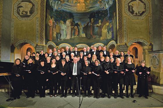 Am 6. Januar tritt der Chor der Schwabinger Erlöserkirche beim Kantatengottesdienst mit Werken von Bach auf. Foto: Erlöserkirche/Kathrin Schäfer