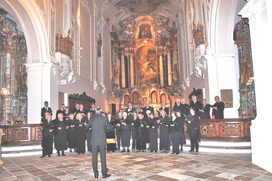 Der Klassik Chor München gibt im Künstlerhaus am Lenbachplatz ein Neujahrskonzert.	Foto: VA