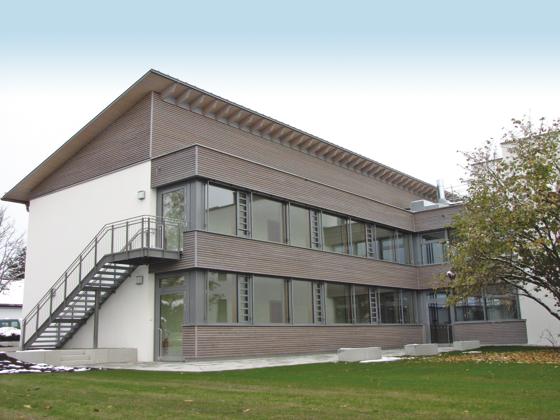 Die staatliche Wirtschaftsschule Oberhaching lädt am  23. Februar zum Tag der offenen Tür.