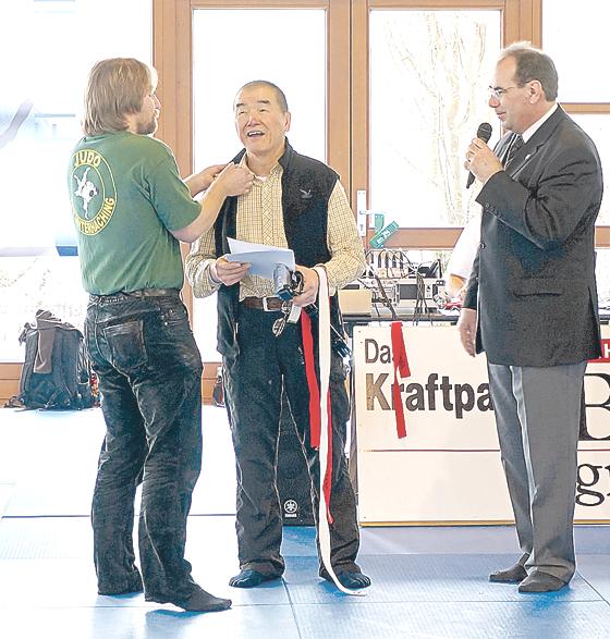 Von links: Andreas Hofreiter, Harunobu Matsuba und Gerhard Auer.	Foto: privat