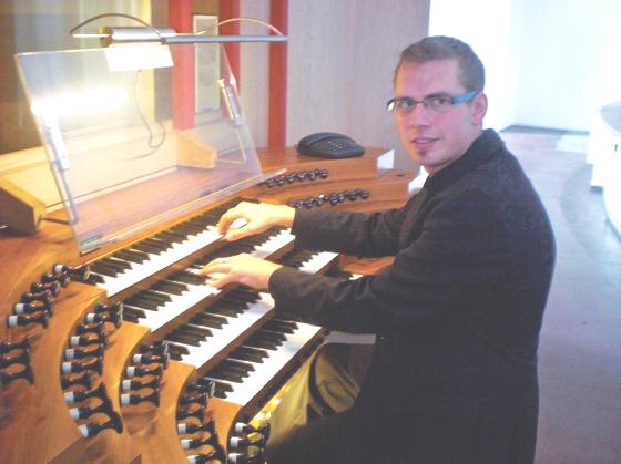 Der neue Organist von St. Andreas war früher ein Regensburger Domspatz.	Foto: VA