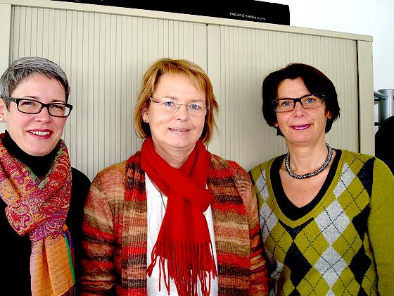 Die Referenten des Hospizkreises Ottobrunn (v.l.): Katrin Jaeger, Sabine Meinders und Barbara Mallmann. 	Foto: Eva-Maria Stiebler