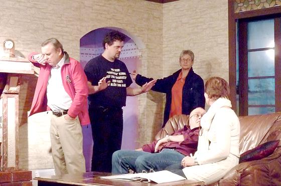 Die Heimatbühne mit dem Comedy-Thriller von Norman Robbins. Regie führt Nathalie Seitz.	Foto: privat