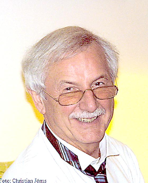 Prof. Dr. Klaus-Peter Jörns doziert. 	Foto: VA