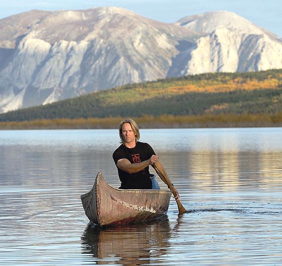 Dirk Rohrbach, hier zu sehen auf einem Yukon, berichtet von seinen Reise-Erlebnissen. 	Foto:
