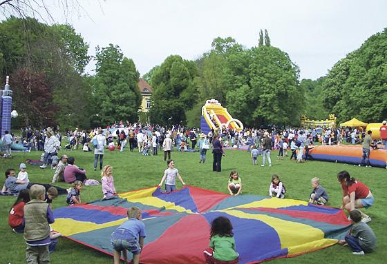 Es darf getobt werden: Wie jedes Jahr findet das Mobil-Spiel-Fest im Luitpoldpark statt.	Foto: VA