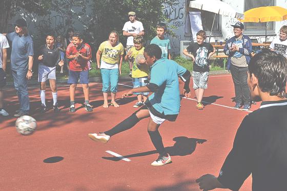 Viele Aktivitäten bietet das »FEZI«  der Kinder- und Jugendtreff am Wettersteinplatz.	Foto: privat