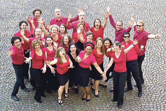 Brasilianische Musik vom Feinsten verspricht der Chor Cantares. Foto: privat