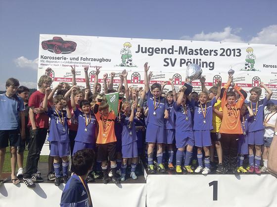 Viel Spaß und viel Erfolg hatten die Jugendmannschaften des FC Alemannia beim Jugend-Masters in Pölling.	Foto: VA