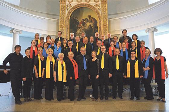 Der Unterhachinger Gospelchor, hier bei einem Auftritt im Dom von Helsinki, wird am 20. und 21. Juli ein Jubiläumskonzert geben. Foto: VA
