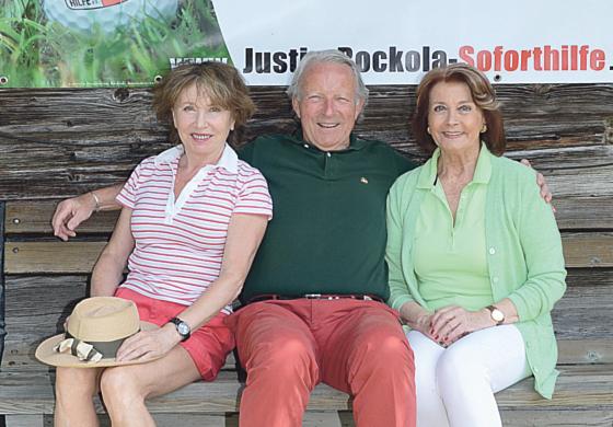 Dunja Siegel, Dr. Goswin Mallinckrodt und Gisela Rockola beim Golfturnier. Fotos: Privat