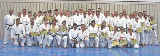 Zufrieden waren die Taekwon-Do-Trainer des SV-DJK mit den Leistungen ihrer Schützlinge bei den abschließenden Prüfungen.	Foto: SV-DJK