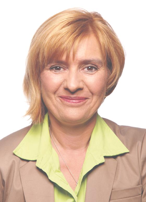 Helga Hügenell (SPD)