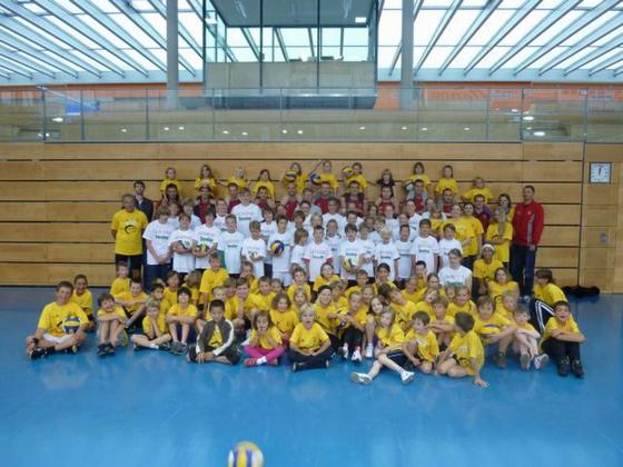 Die Volleyballcamps des TSV Unterhaching für Nachwuchsspieler sind sehr nachgefragt.   Foto: TSV