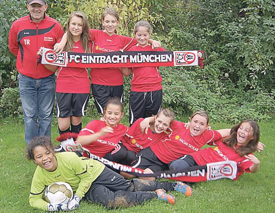 Die Fußballmädchen des FC Eintracht München  suchen Verstärkung. Foto: FC Eintracht München