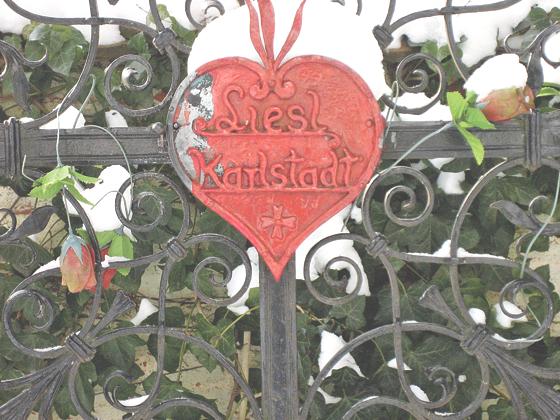 Auf dem Bogenhausener Friedhof liegen zahlreiche Münchner Prominente.	Foto: VA