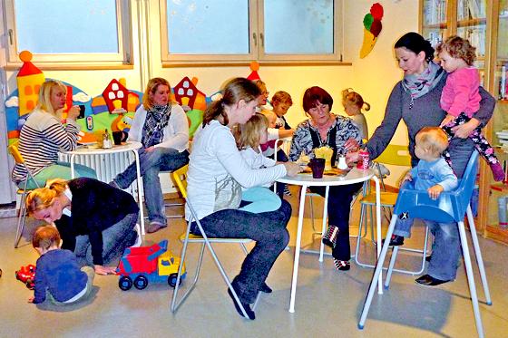 Im Zwergerl-Café können Eltern entspannt Kaffe trinken, während ihre KInder Spaß haben.	Foto: Verein