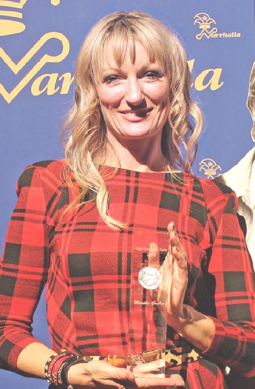 Authentisch und humorvoll präsentierte sich Monika Gruber bei der Preisverleihung des Sigi-Sommer-Talers im Schlachthof. 	Foto: sh