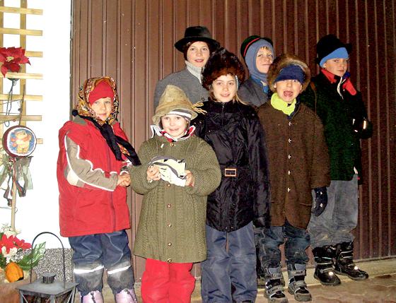 Kinder aus Schwindkirchen waren unterwegs, sangen das Klopfer-Lied und sammelten Spenden ein.	 Foto: Stadt Dorfen