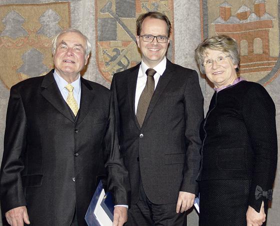Prof. Hinnerk Sambraus, Markus Rinderspacher und Dr. Gertraud Burkert (von links nach rechts). 	F.: privat