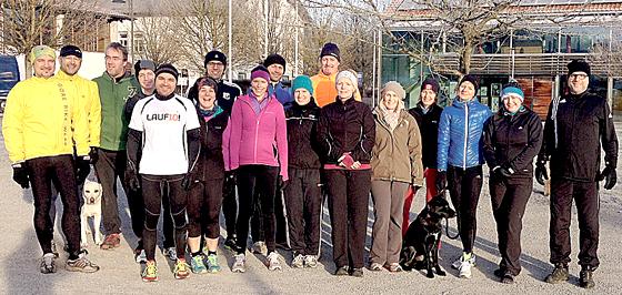 Sieben Kilometer absolvierten die Mitglieder des SC Falkenberg beim ersten Silvesterlauf  trotz frostiger Kälte. 	Foto: Verein