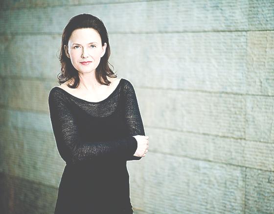 Ewa Kupiec spielt Werke von Enescu, Debussy, Ravel und Lutoslawski.	Foto: VA