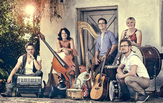 Die Band Luz amoi lädt zu einem Abend mit Bayerischer Weltmusik nach Oberhaching ein. 	Foto: VA