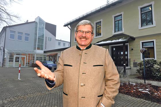 Bürgermeister Johann Eichler tritt zum dritten Mal in Folge ohne Gegenkandidaten bei der Kommunalwahl am 16. März an. 	Foto: Schunk