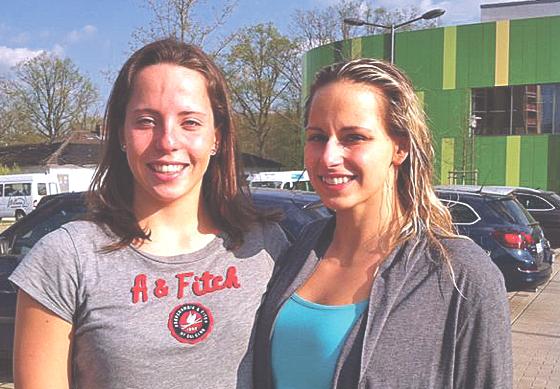 Emily Siebrecht und Ramona Sulzmann schwimmen bei den Meisterschaften vorne mit.	Foto: Privat