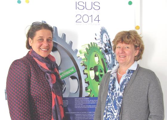 Freuen sich auf eine bunte Palette neuer Erfindungen: Die ISUS-Vorstände Ulrike Sauer (rechts) und Katja Warkentin haben für den ISUS-Preis schon viel Vorarbeit geleistet. 	Foto: Andrea Pietsch