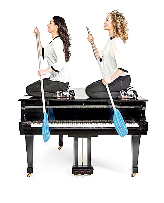 Die Queenz of Piano bieten den Zuschauern eine Kombination aus Musik und Unterhaltung F: Groteloh