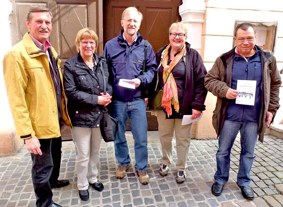Siegfried Tschauder, Irene Tschauder, Peter Göttler, Evi Schmitt und Christian Tumpach (v. l.).	Foto: Verein