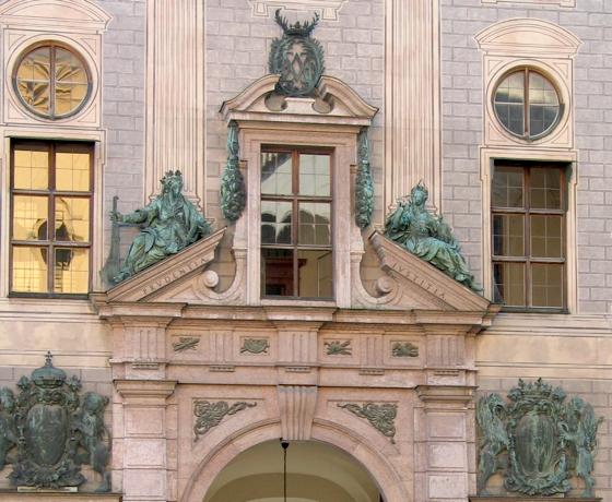 Am 23. Mai lädt die Münchner Volkshochschule zu einer Führung zu König Ludwig II..	Foto: VHS