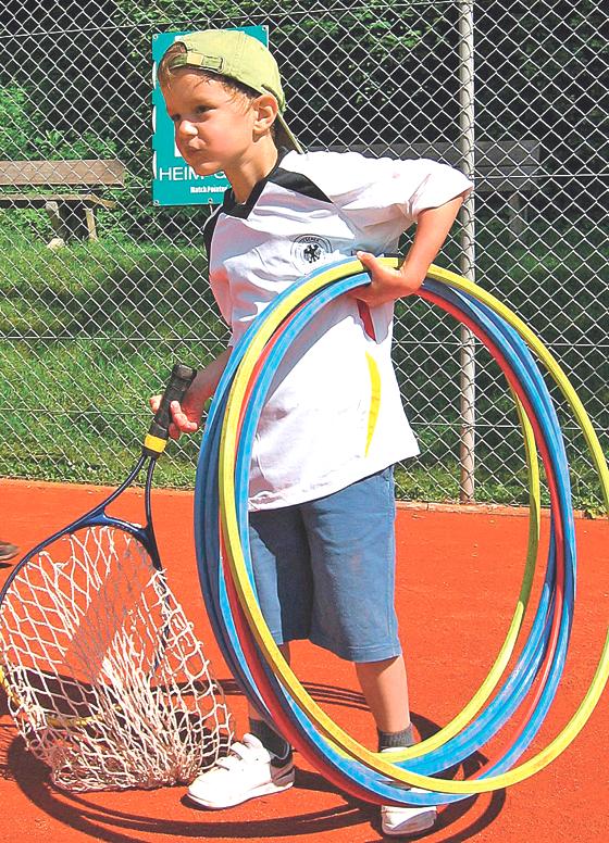 Tennislernen kann man bereits im zarten Alter von fünf Jahren.	Foto:VA
