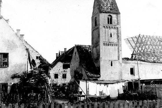 Die Alte St. Georgs-Kirche, Ansicht Nord, wurde am 13. Juni 1944 zerstört. 	Foto: Privat