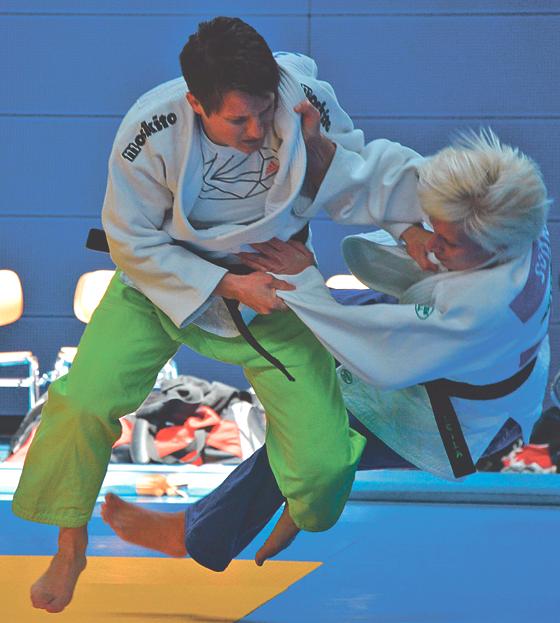 Marion Weissensteiner bei Ihrem siegreichen Kampf im ersten Durchgang.	Foto: Judo-Team Oberland