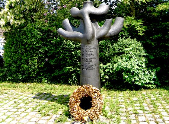 Das Denkmal zur Erinnerung an das Deportationslager in der Knorrstraße.	Foto: © MVHS