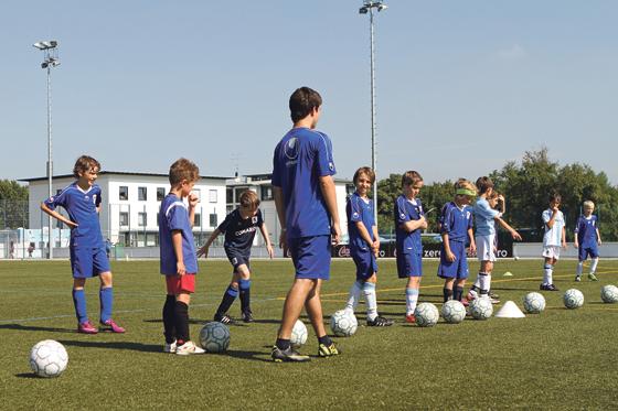 Fußballferien für weiß-blaue Herzen: Löwen-Fußballschule. Foto: A. Wild