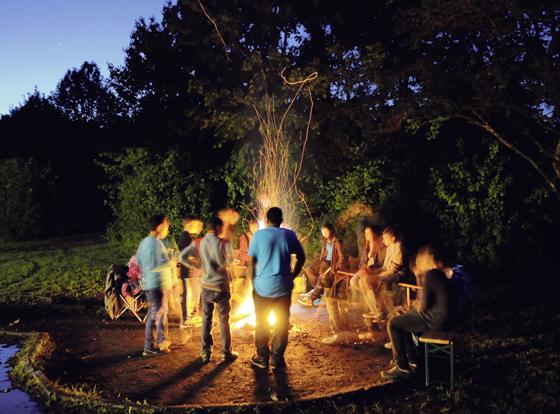 Lagerfeuer oder Wildpark Poing: Die Moosacher Jugendtreffs bieten tolle  Ferienaktionen  und zwar kostenfrei. Fotos: Benjamin Hilbig