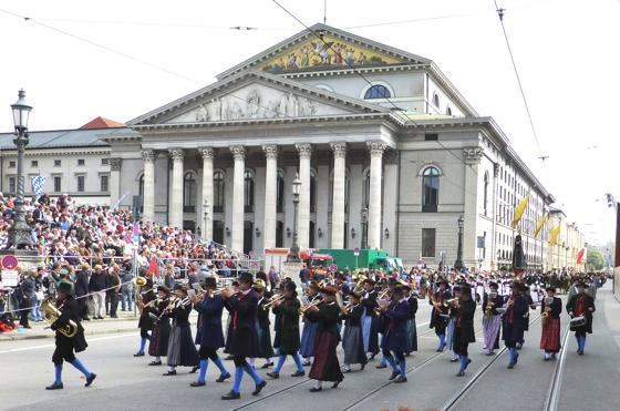 Am Sonntag, 21. September, findet ab 10 Uhr wieder der traditionelle Trachten- und Schützenumzug durch München zur Theresienwiese statt.	Foto: Georg Rittler