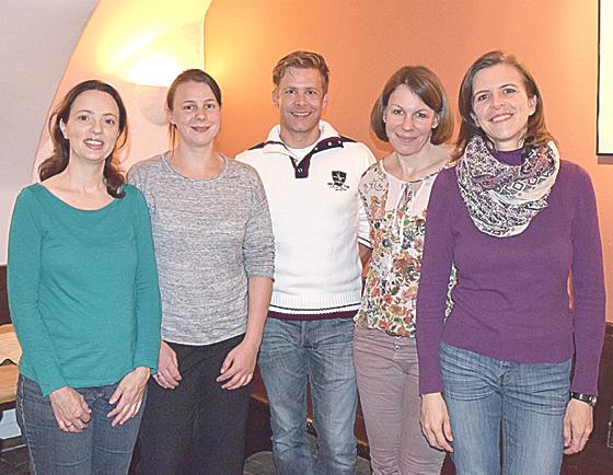 Iris Verdet, Madelaine Gottschling, Bernhard Selk, Claudia Kraus und Susan Jurisch (v. l.)             Foto: VA