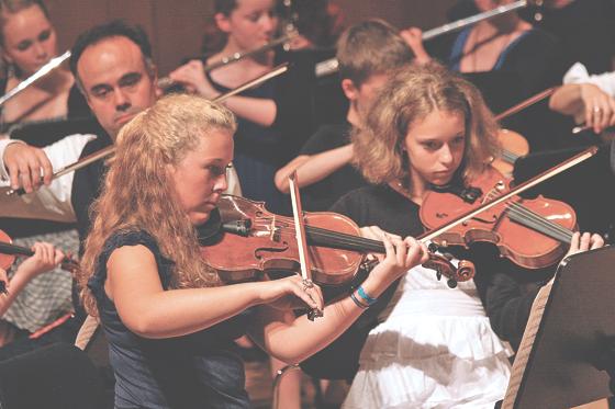 Die Musikschule veranstaltet das Gemeinschaftskonzert der Musikschulen im Oberland.	Foto: VA