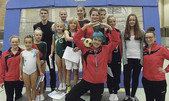 Die kleinen Turnerinnen und Turner des TSV Turnerbund zeigten bei den Bayerischen Jahrgangsmeisterschaften was sie können. 	Foto: VA