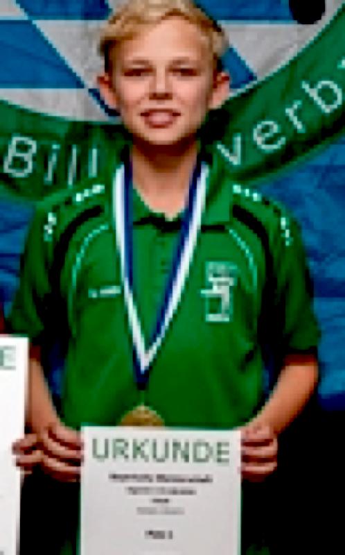 Großes Talent am Billardtisch: Der 13-jährige Anton vom PBC Olimpia München holte bei den Jugendmeisterschaften zweimal Gold. 	Foto: Verein